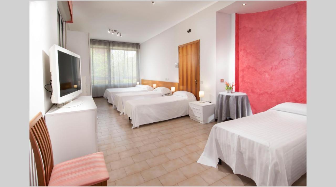 Hotel Le Querce Senigallia Esterno foto
