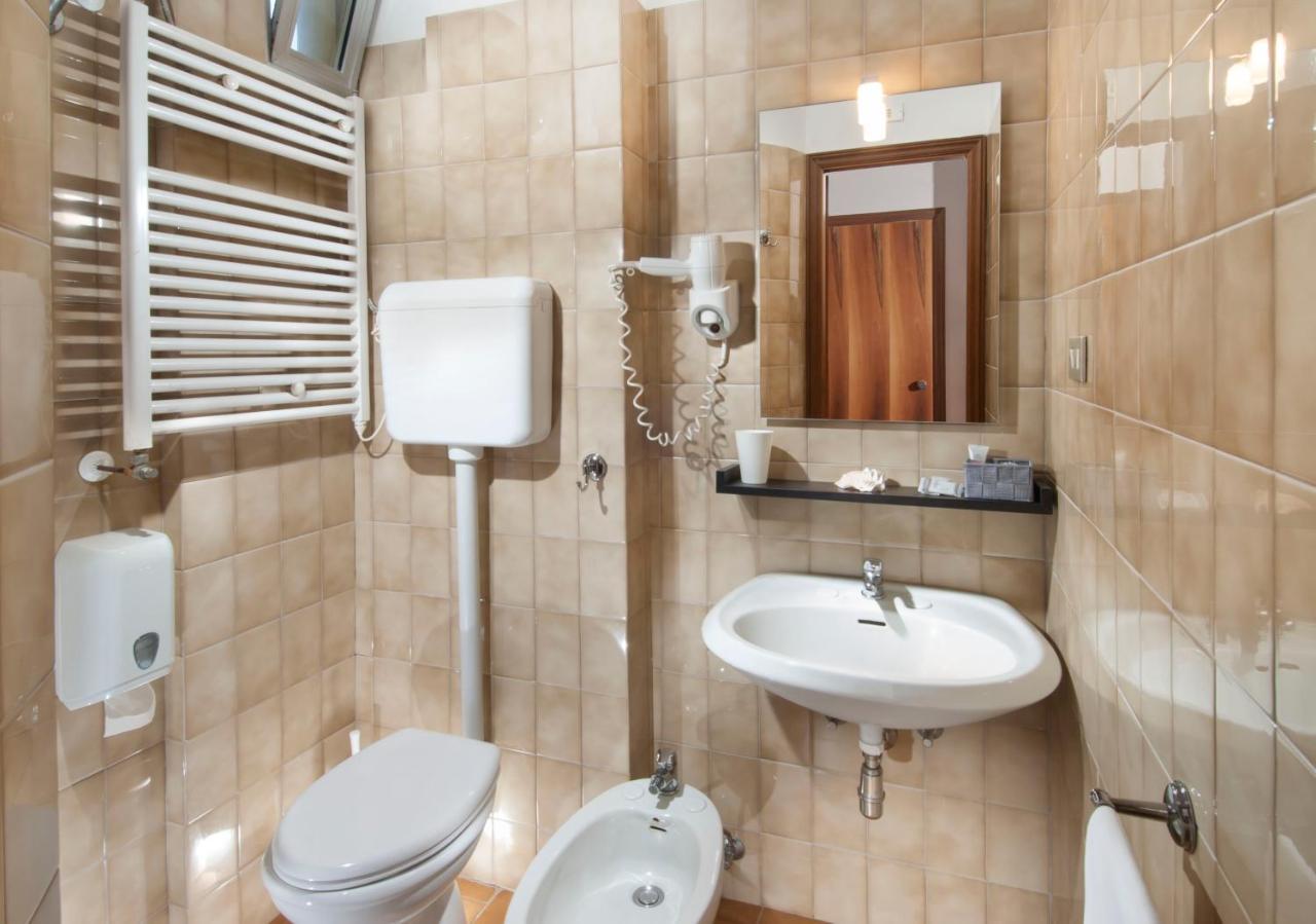 Hotel Le Querce Senigallia Esterno foto