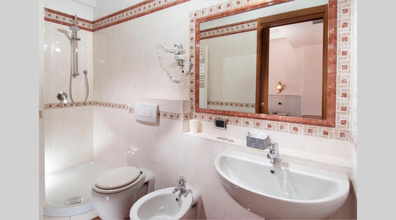 Hotel Le Querce Senigallia Esterno foto