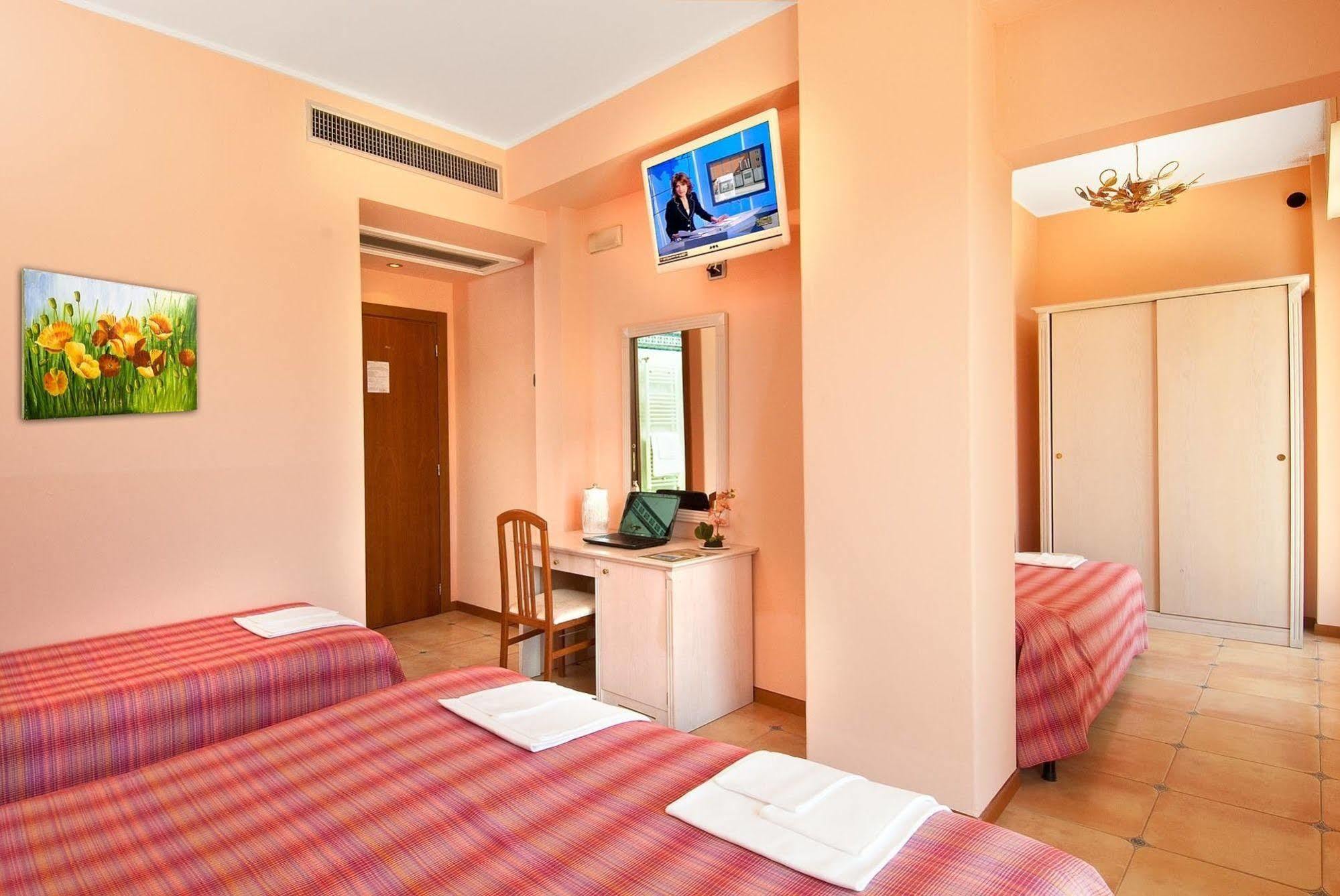 Hotel Le Querce Senigallia Esterno foto