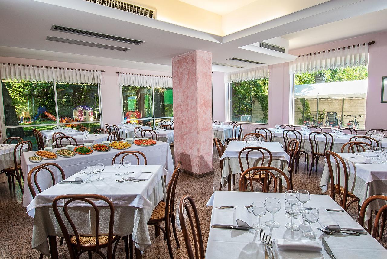 Hotel Le Querce Senigallia Esterno foto